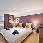 The Purple - Duplex - Center * מולהאוס