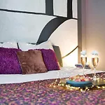 דירה The Purple - Duplex - Center מולהאוס