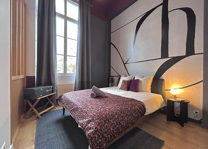 The Purple - Duplex - Center