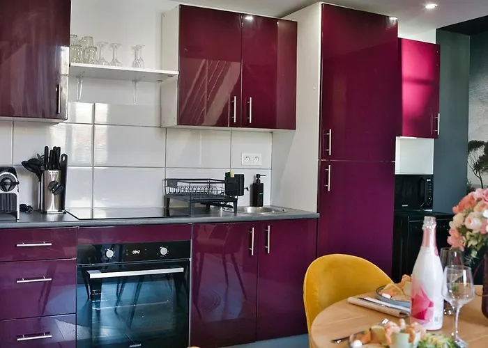 The Purple - Duplex - Center مُلووز